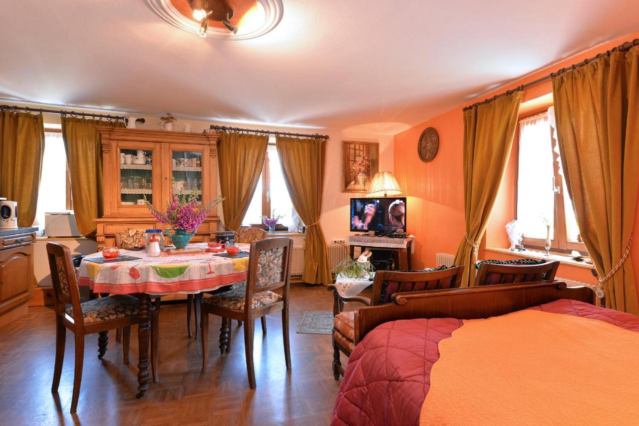 Gites ou Chambres d'hôtes à la ferme Orbey Extérieur photo